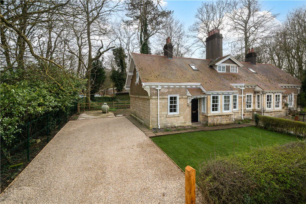 Property photo 1 of 19 Sunflower Cottages