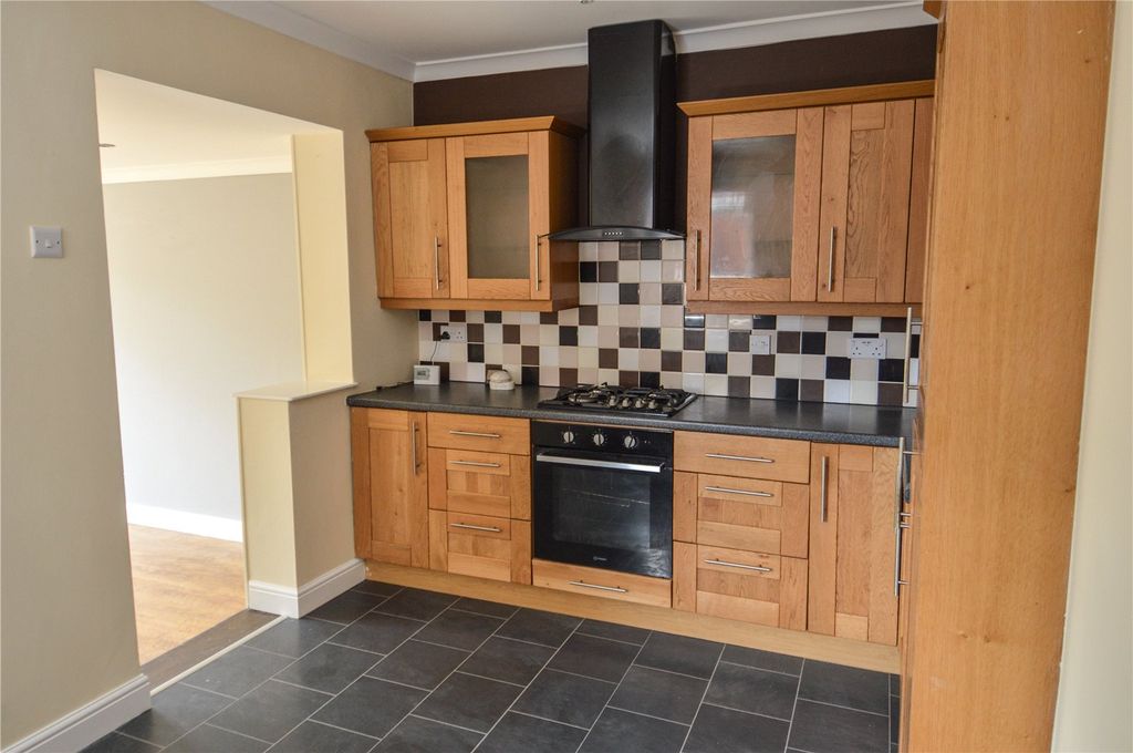 Property photo 3 of 12 Picture No. 22