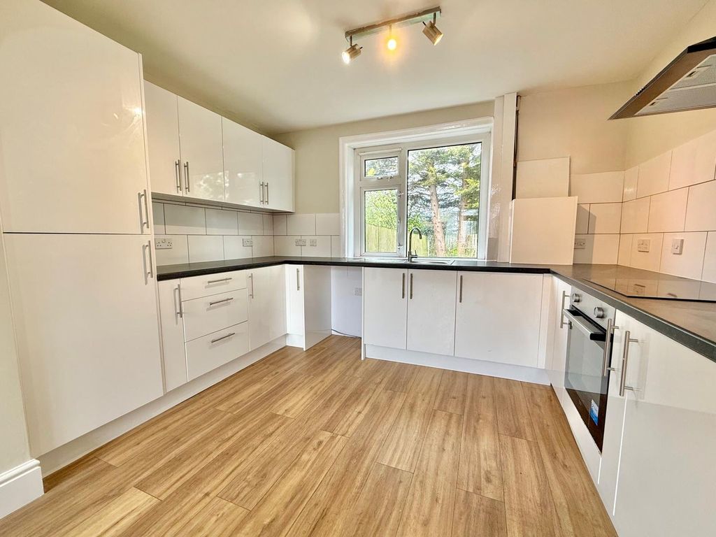 Property photo 3 of 15 Picture No. 07