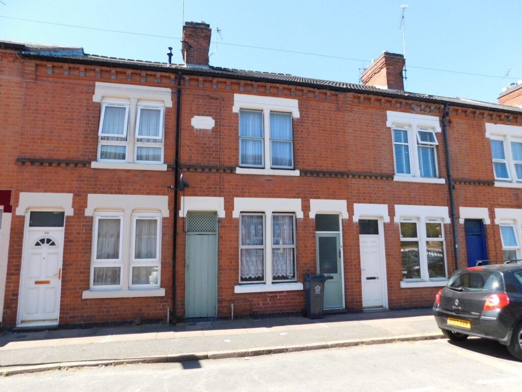 Property photo 1 of 8