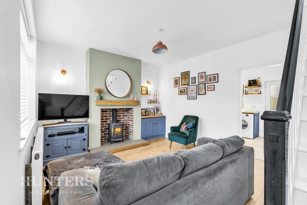 Property photo 2 of 19 Living Room