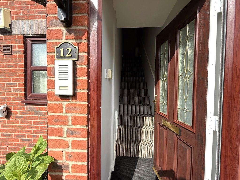 Property photo 2 of 11