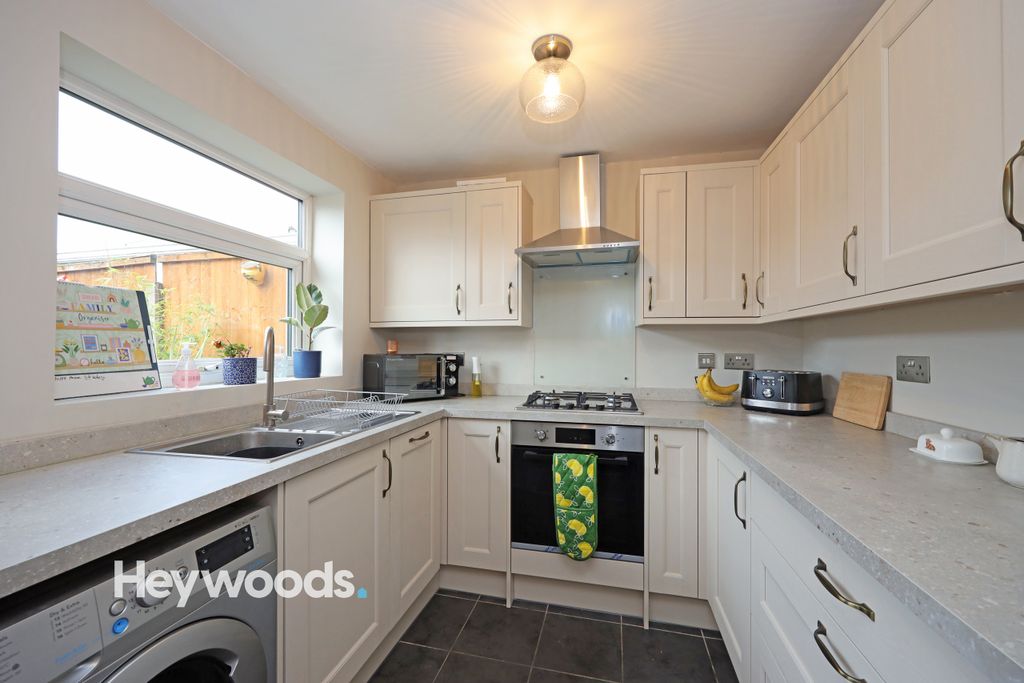 Property photo 3 of 21 0F1A0047