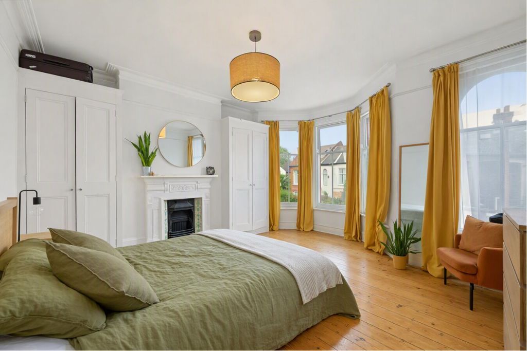 Property photo 1 of 12 Photo 14