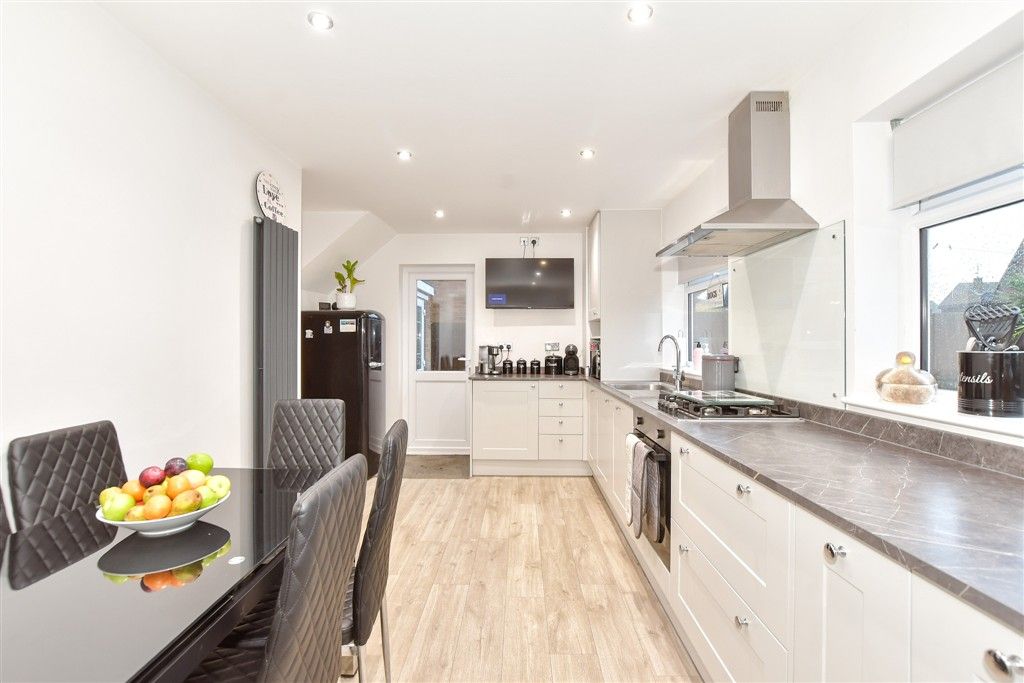 Property photo 3 of 13 Kitchen