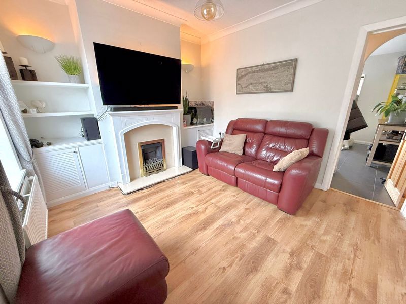 Property photo 2 of 20 Lounge