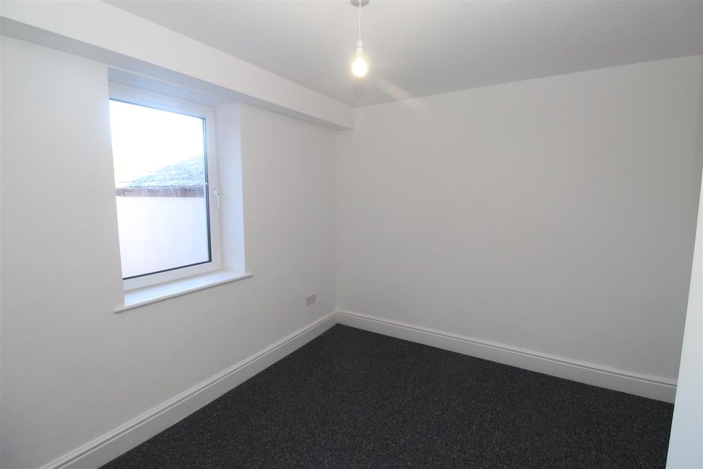 Property photo 3 of 10 Img_0568.Jpg