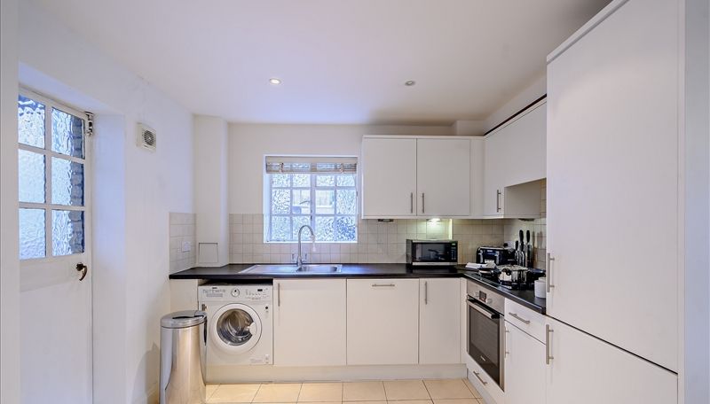 Property photo 3 of 14 Image