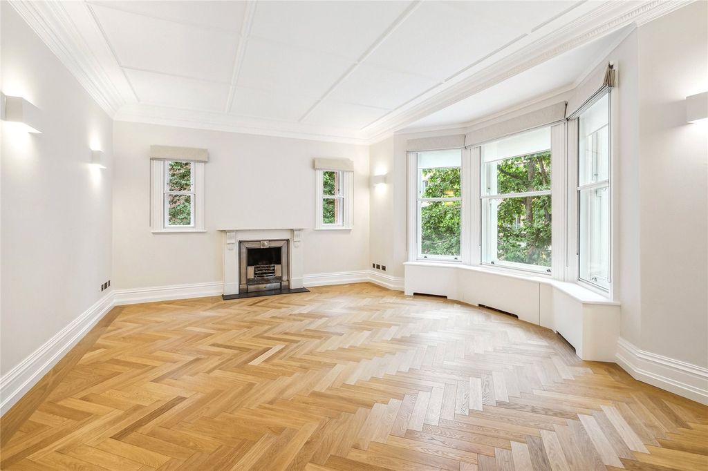 Property photo 2 of 19 Picture No. 17