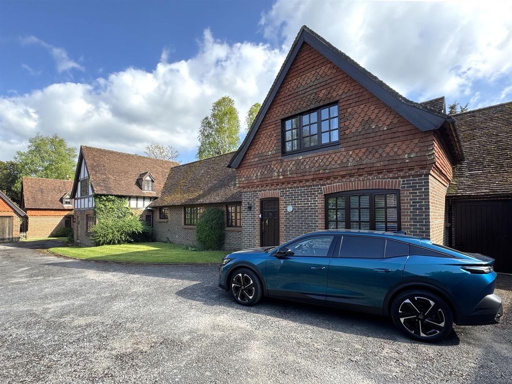 Property photo 1 of 18 Main.Jpg