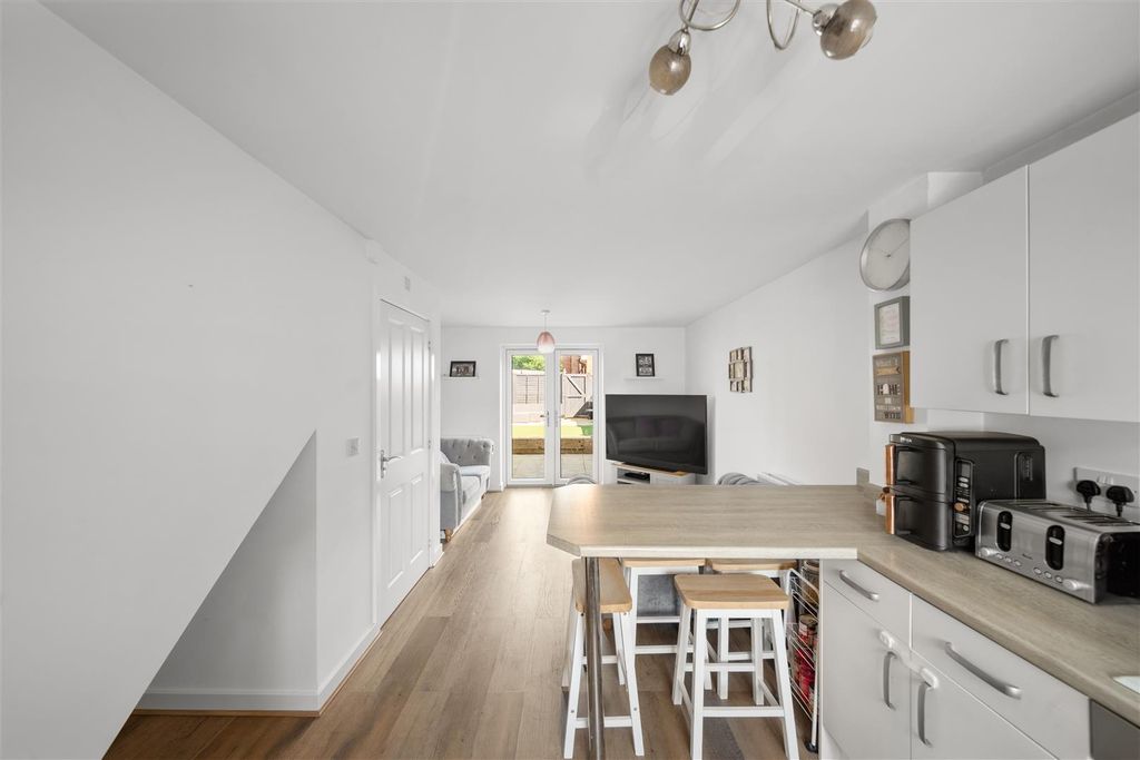 Property photo 1 of 14 Whatman Drive-12.Jpg