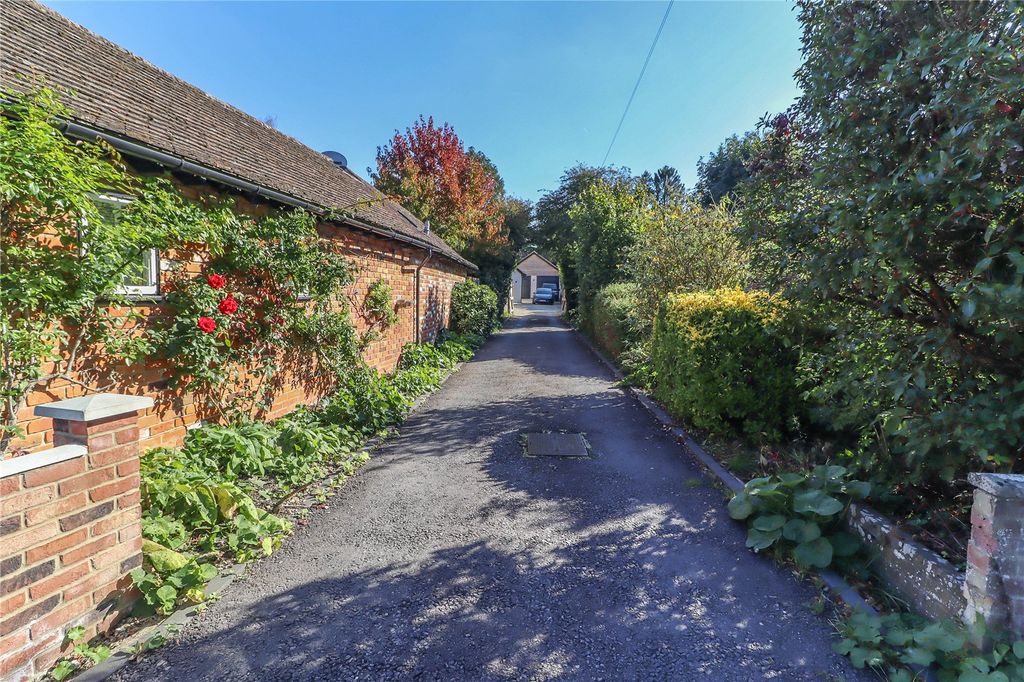 Property photo 3 of 33 Picture No. 09