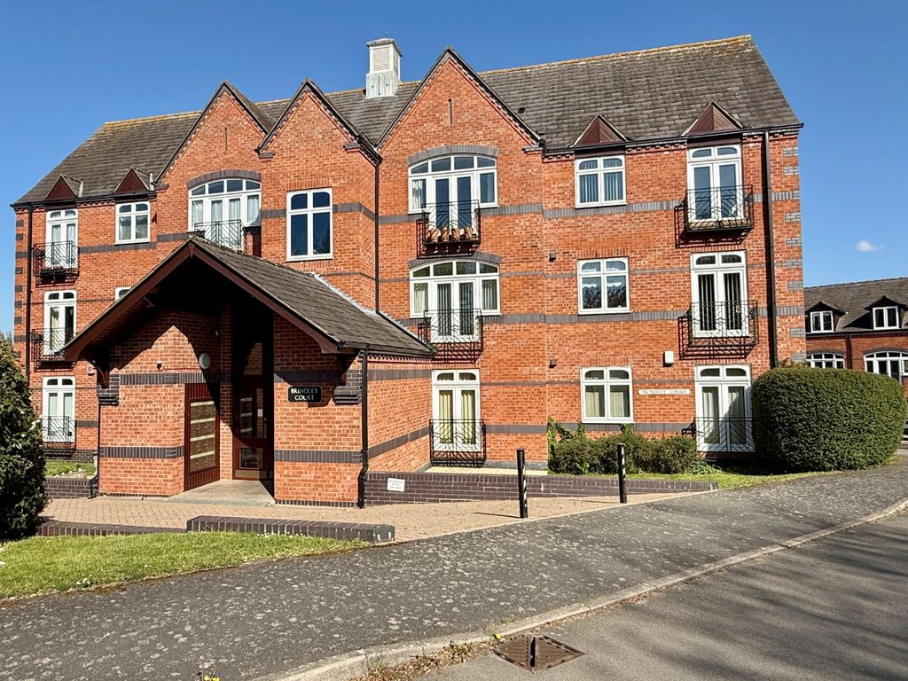 Property photo 1 of 32 4839200