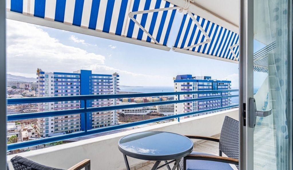 Property photo 1 of 15 Ocean Views, Playa Paraíso