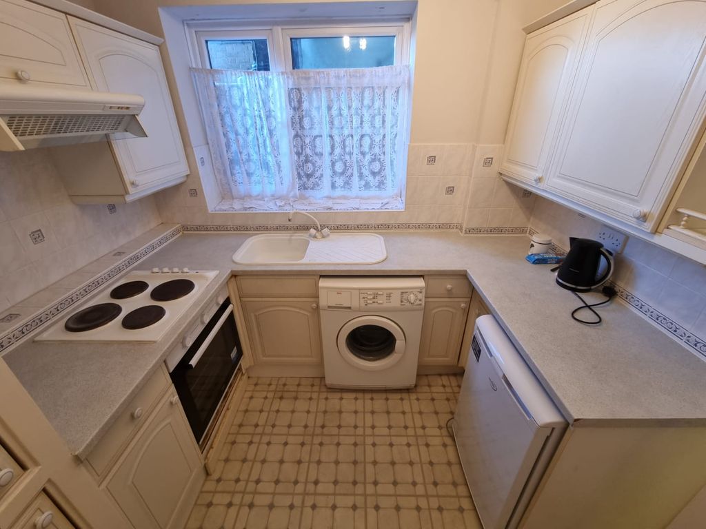 Property photo 1 of 11 Whatsapp Image 2022-12-16 At 11.40.53 (1).Jpeg