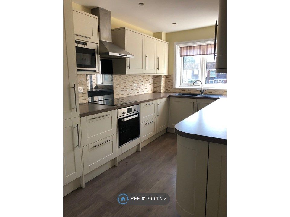 Property photo 1 of 4