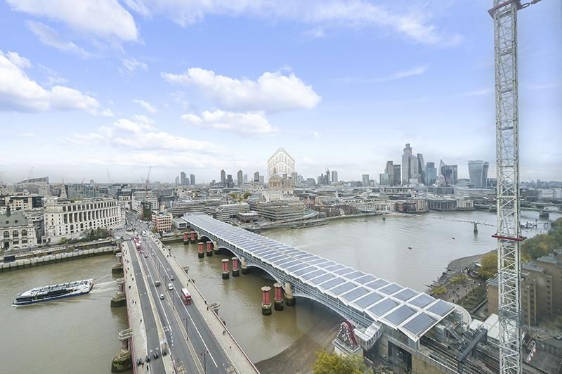 Property photo 2 of 34 One Blackfrias, 144- (23).Jpg