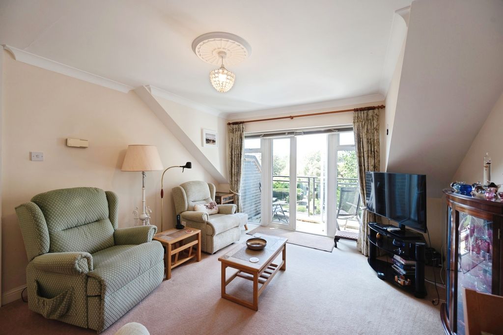Property photo 3 of 14 Pbox-Img.Jpg