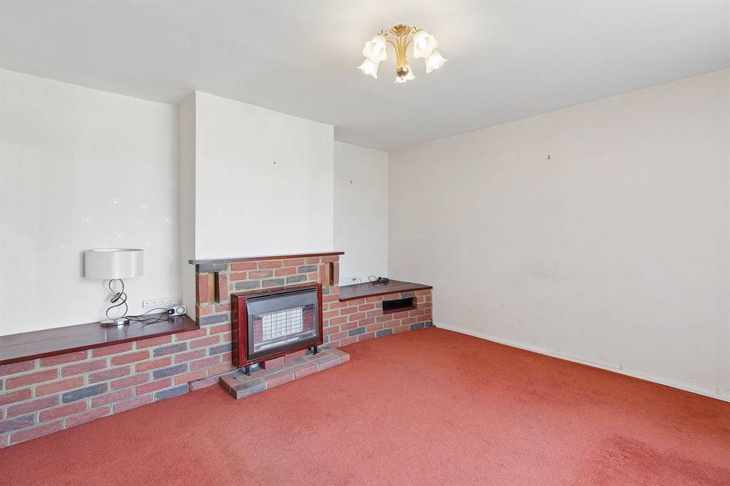 Property photo 3 of 21