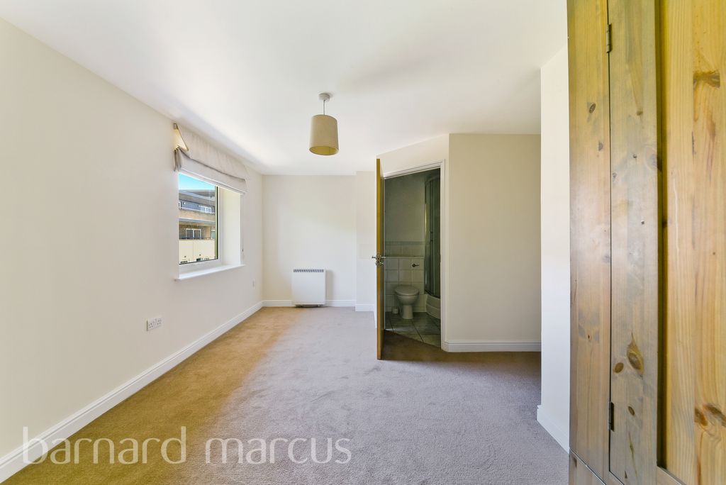 Property photo 2 of 11 Image