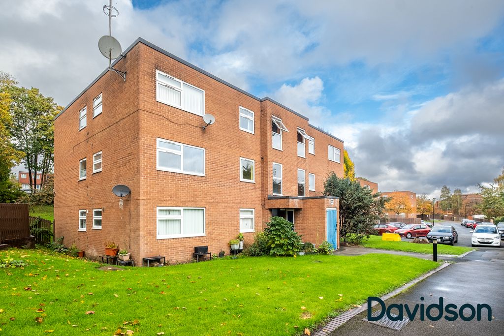 Property photo 2 of 26