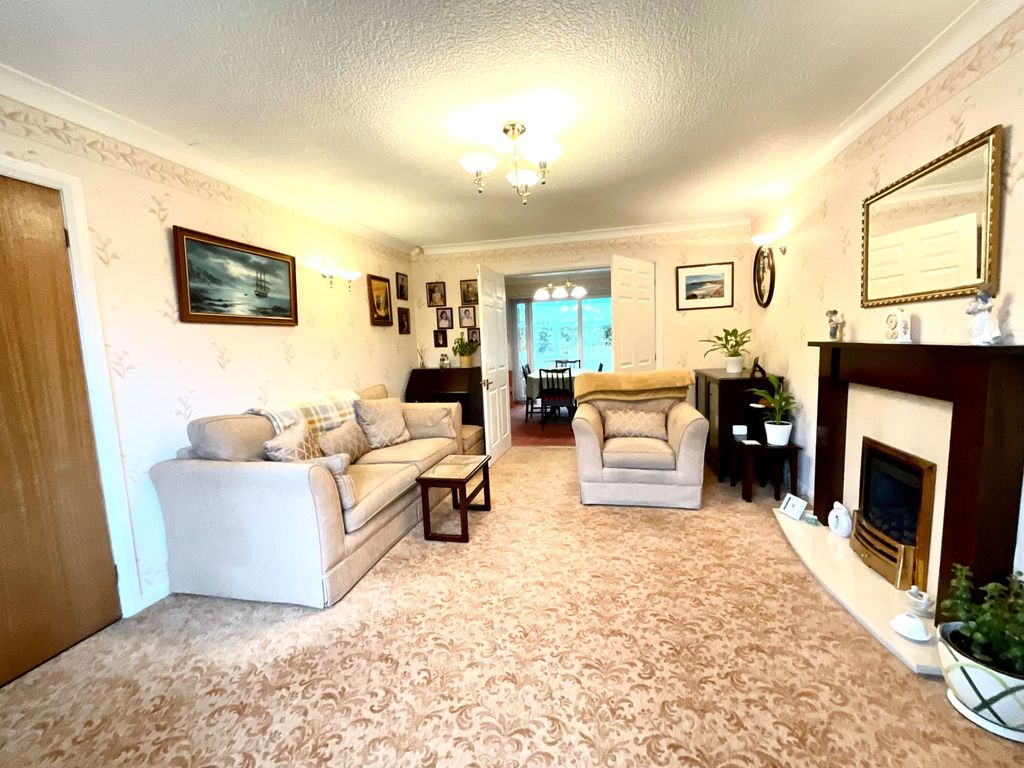 Property photo 3 of 22