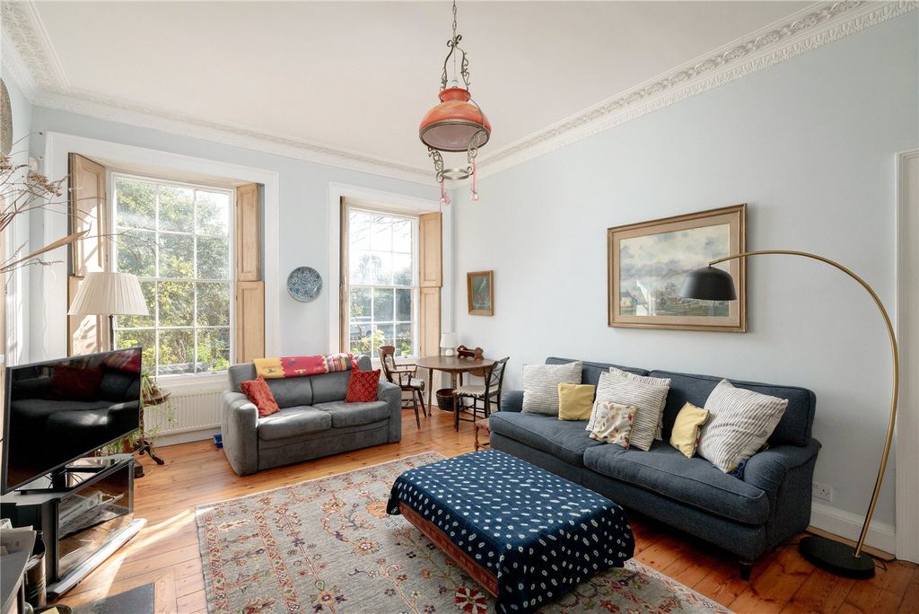 Property photo 3 of 37 Picture 3