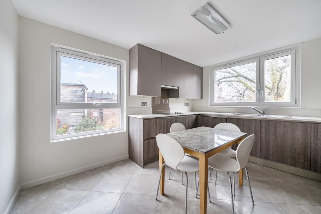 Property photo 1 of 20 Kitchen