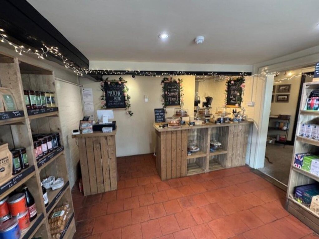 Property photo 3 of 21