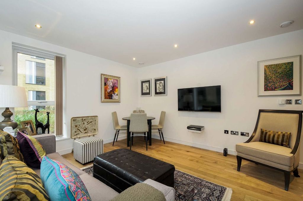 Property photo 2 of 6