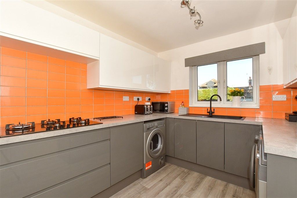Property photo 3 of 15 Kitchen