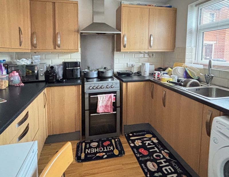 Property photo 2 of 7 Photo 3