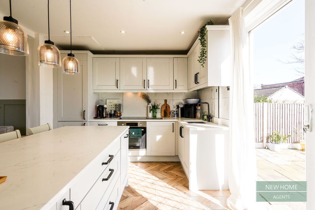 Property photo 2 of 18 Photo 10