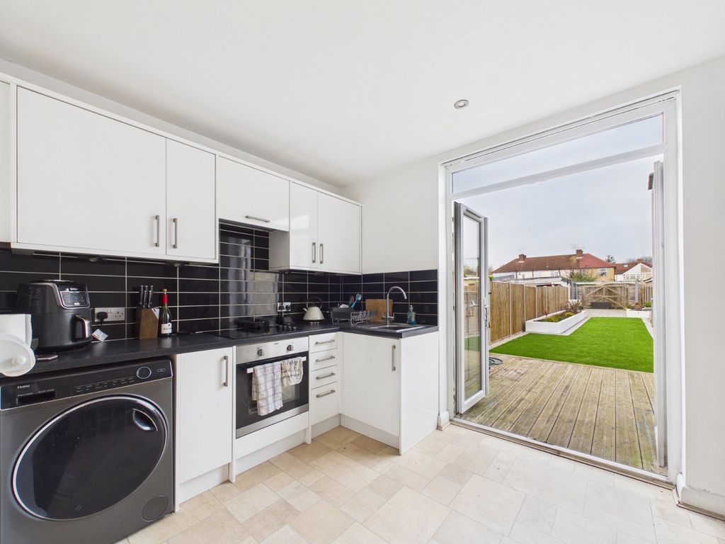 Property photo 2 of 11 Picture No. 05