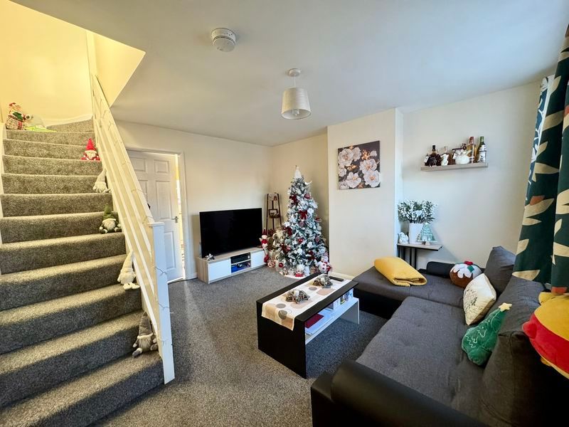 Property photo 2 of 11 Photo 17