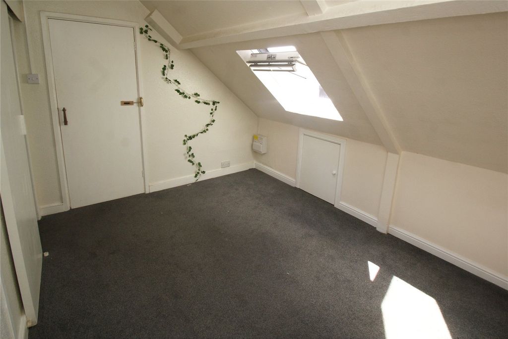 Property photo 3 of 4 Picture No. 08