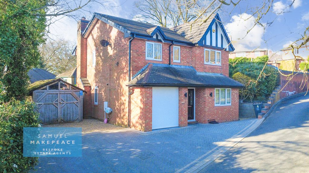 Property photo 1 of 25 Four Bedroom Detached Property With Ample Off Road Parking On A Quiet, Desirable Cul-De-Sac