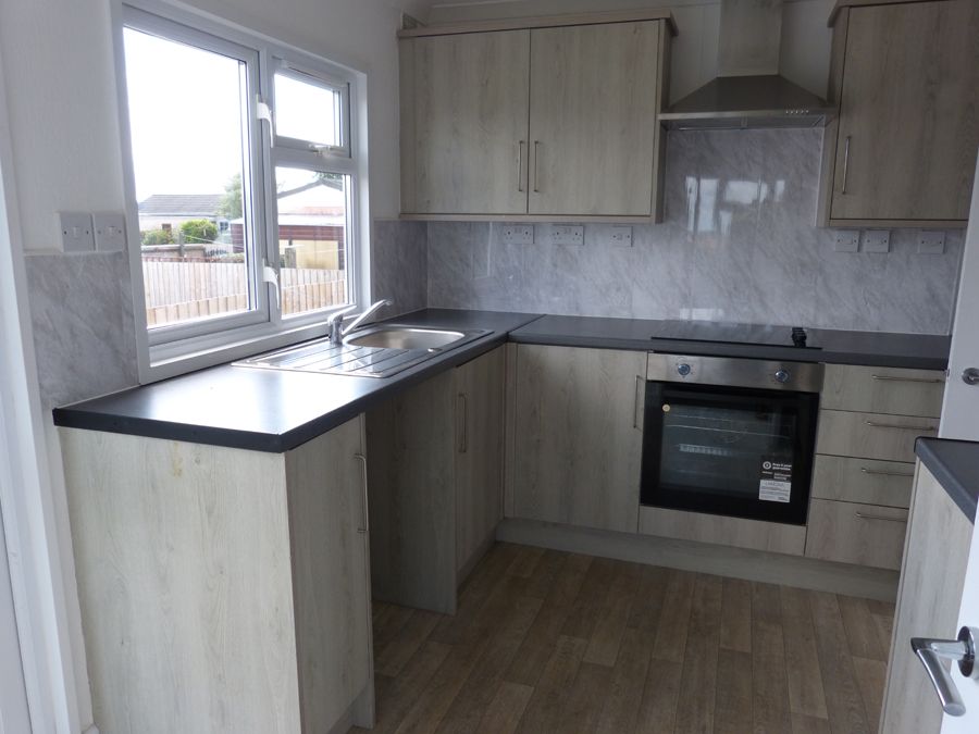 Property photo 2 of 13 Kitchen