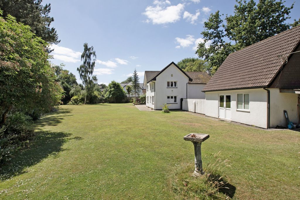 Property photo 3 of 33 Photo 10