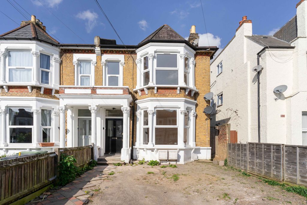 Property photo 1 of 10