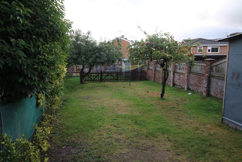 Property photo 3 of 11