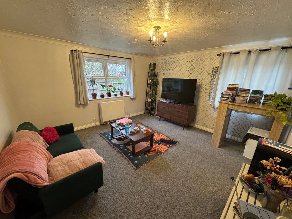 Property photo 3 of 9 Image