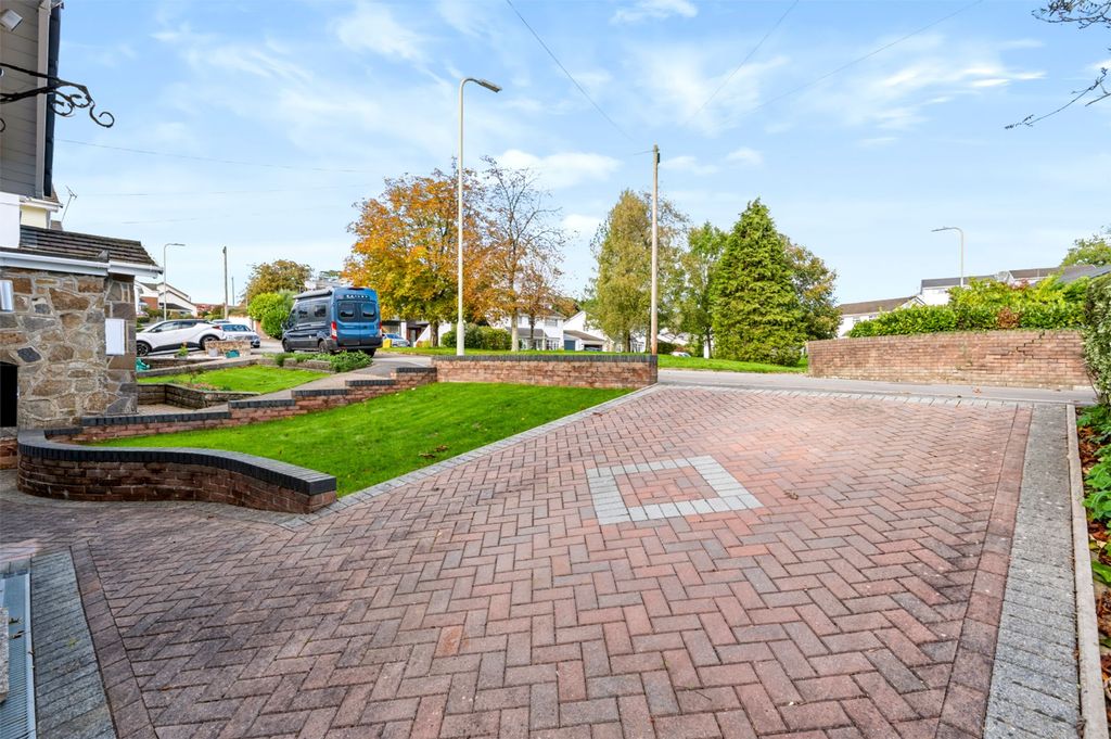 Property photo 2 of 48