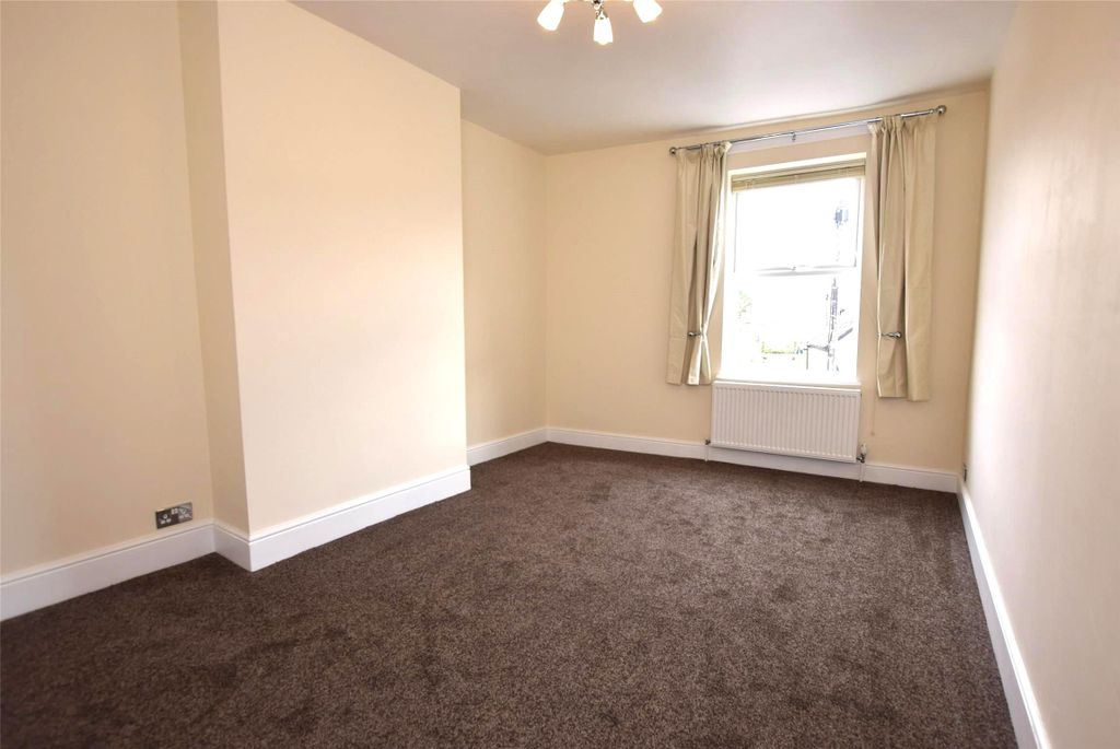 Property photo 2 of 5 \\172.24.32.4\Enterp