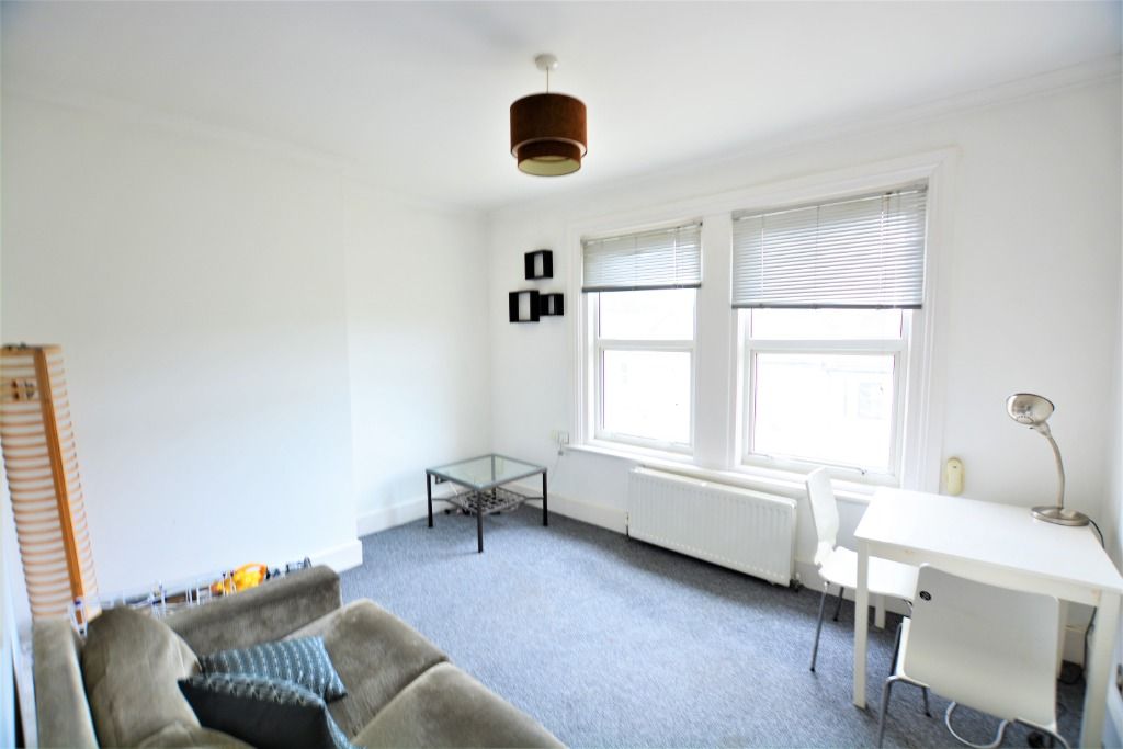 Property photo 2 of 6