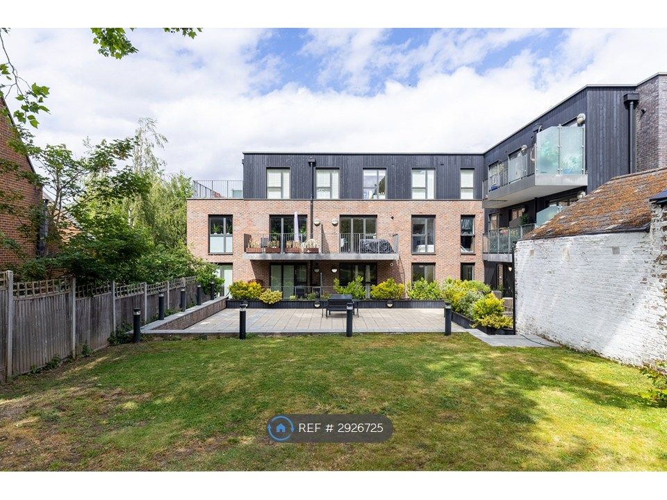 Property photo 1 of 12 Communal Grounds