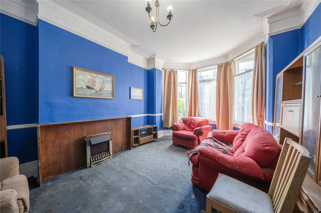 Property photo 2 of 14 Picture No. 38