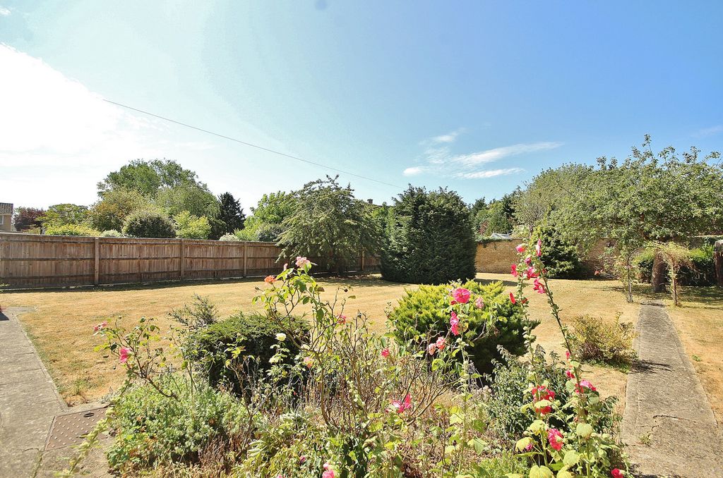 Property photo 2 of 13