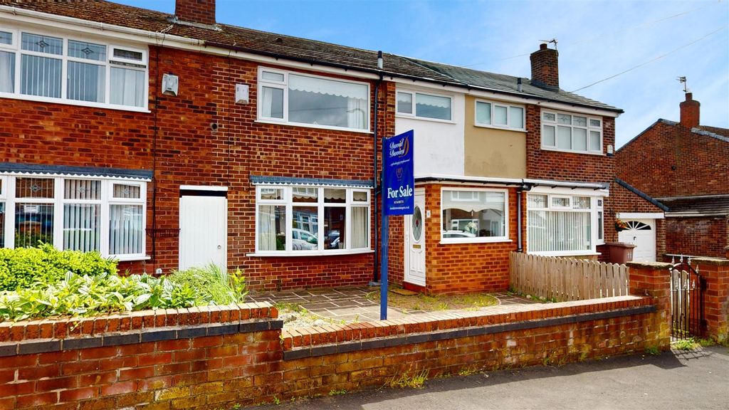 Property photo 1 of 18 Central Drive For Sale