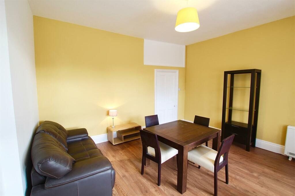 Property photo 3 of 6 Picture No. 05